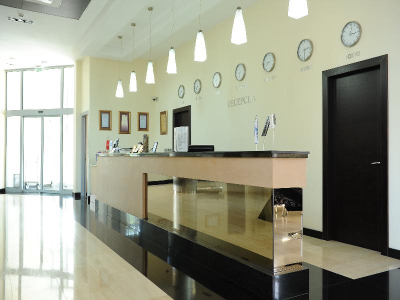 City Hotel Podgorica Bagian luar foto