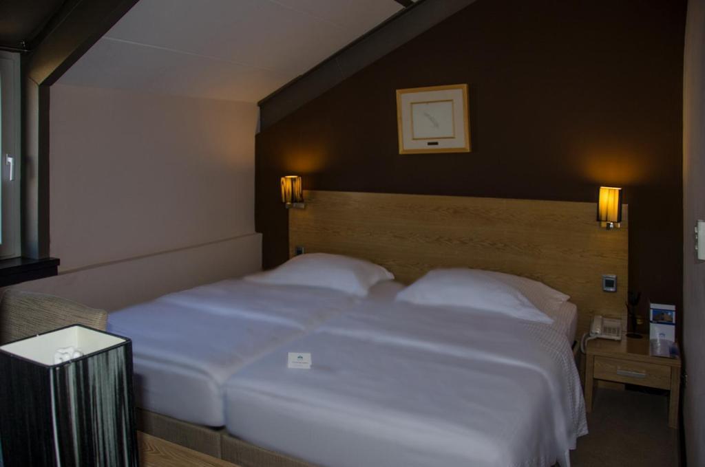 City Hotel Podgorica Ruang foto