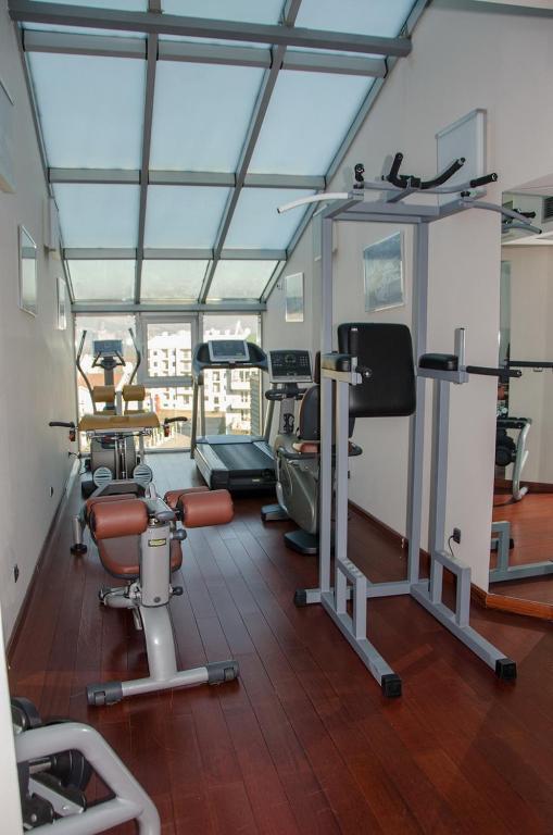 City Hotel Podgorica Bagian luar foto